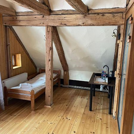 Kapteinis Liepāja Esterno foto